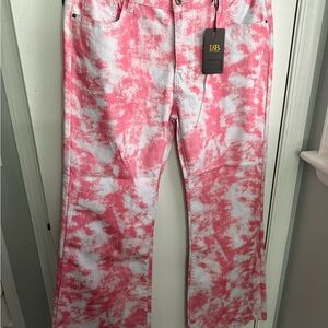 Lucky & Blessed Pink and White Patterned Pants